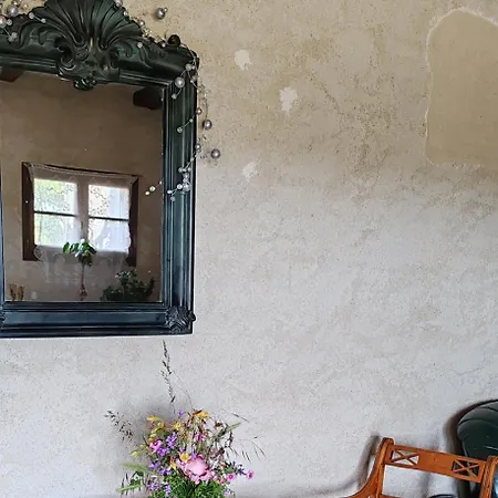 D'hote Cosy Avec Grand Salon, Proche Futuroscope, Cure Thermale, Wifi, Salle De Bain, Parking Guest house 3*