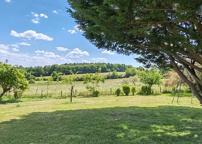 Guest house D'hote Cosy Avec Grand Salon, Proche Futuroscope, Cure Thermale, Wifi, Salle De Bain, Parking